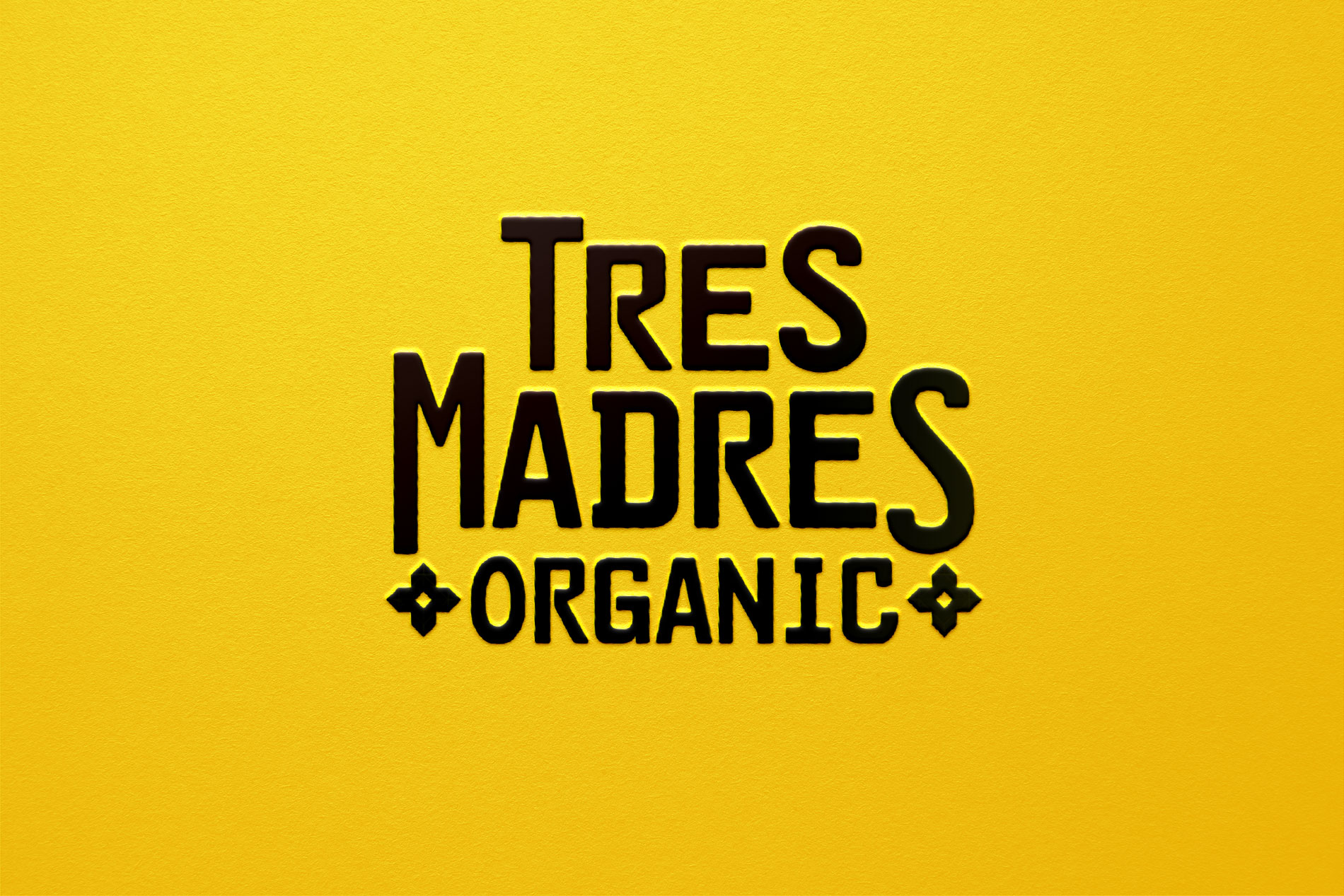 Tres Madres Organic logo